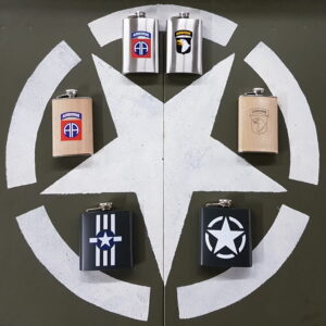 Zakfles 5 ounce 82nd Airborne hout look