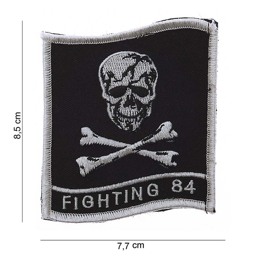 Embleem stof fighting 84 (doodskop) klein #5059