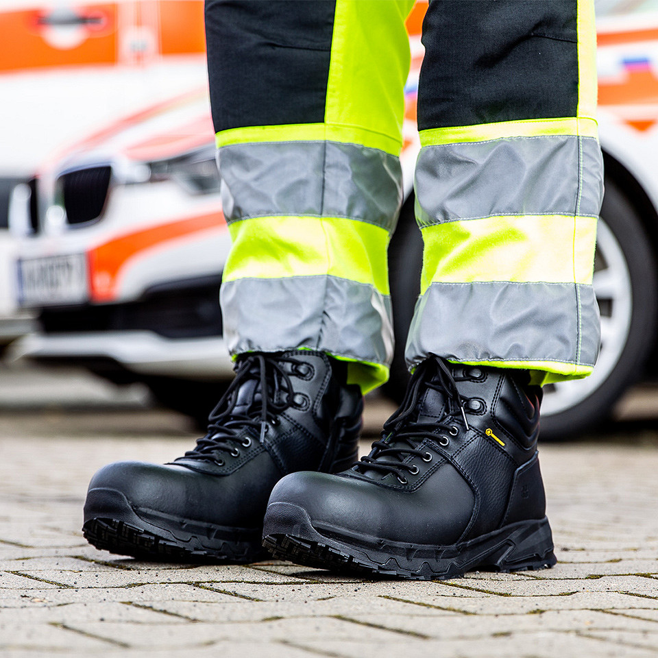 231305_13_guard_mid_sfc_s3_safety_shoes.jpg