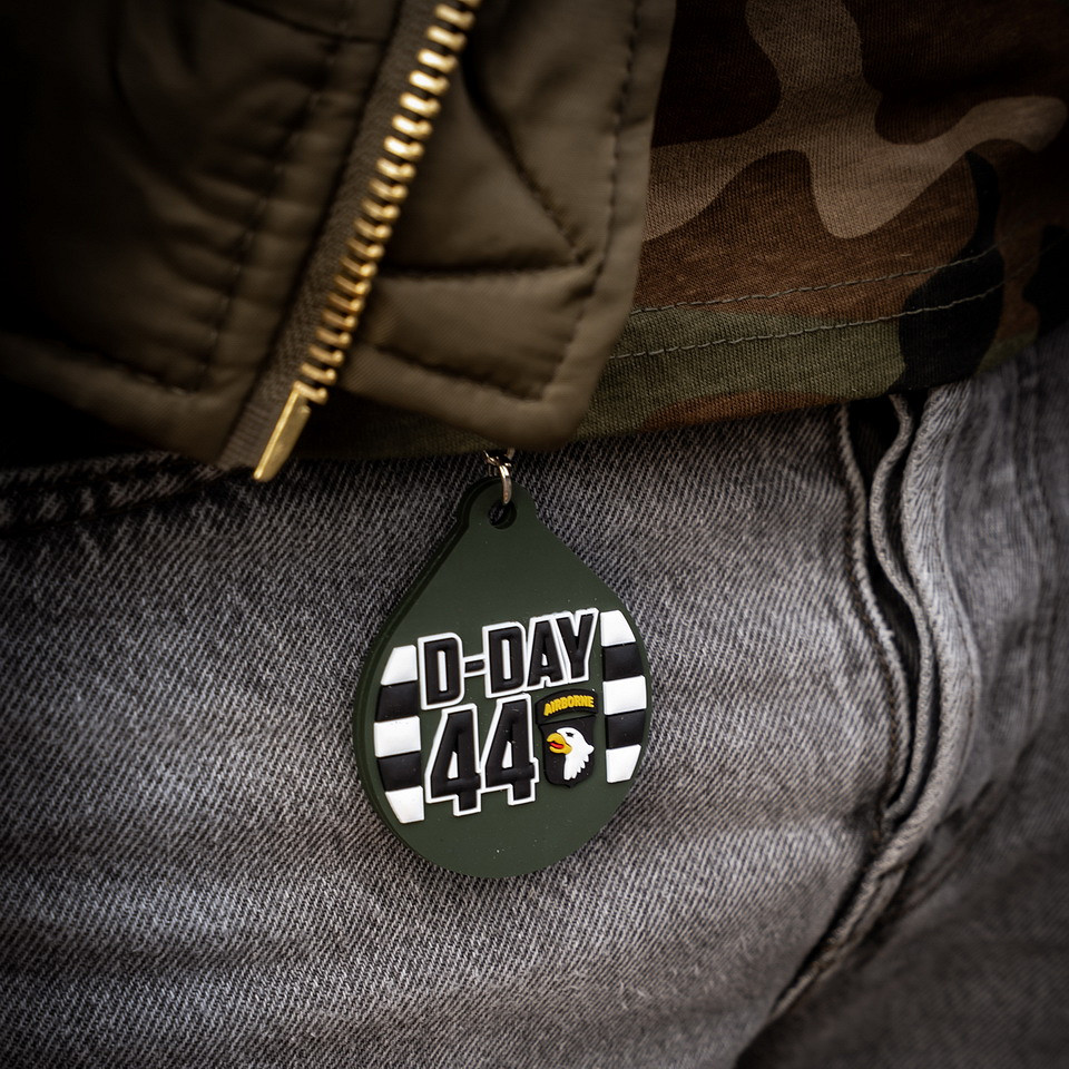 Fostex WWII Series Sleutelhanger 3D PVC Invasion Stripes D-Day 44 #138 - Afbeelding 5